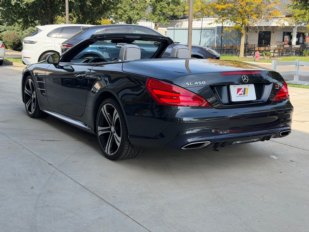 Photo 25 of this MERCEDES-BENZ SL