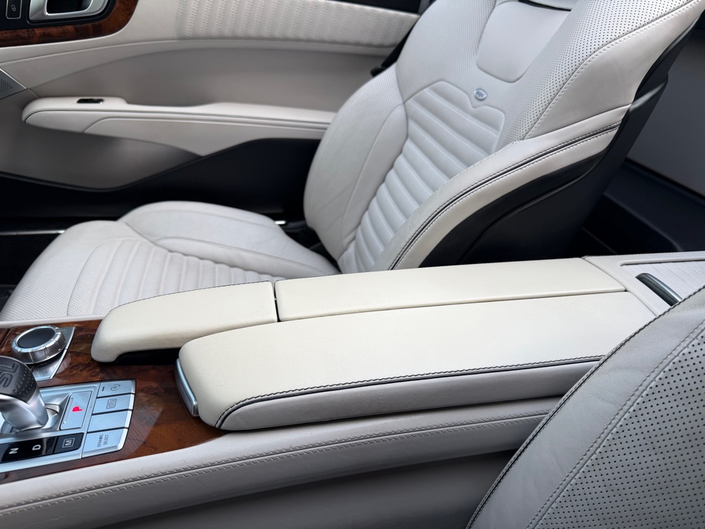 Photo 58 of this MERCEDES-BENZ SL