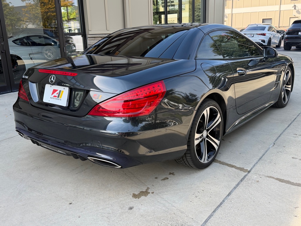 Photo 9 of this MERCEDES-BENZ SL