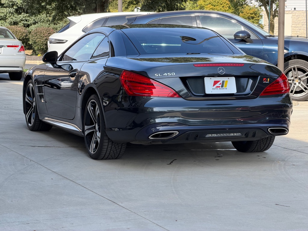 Photo 10 of this MERCEDES-BENZ SL