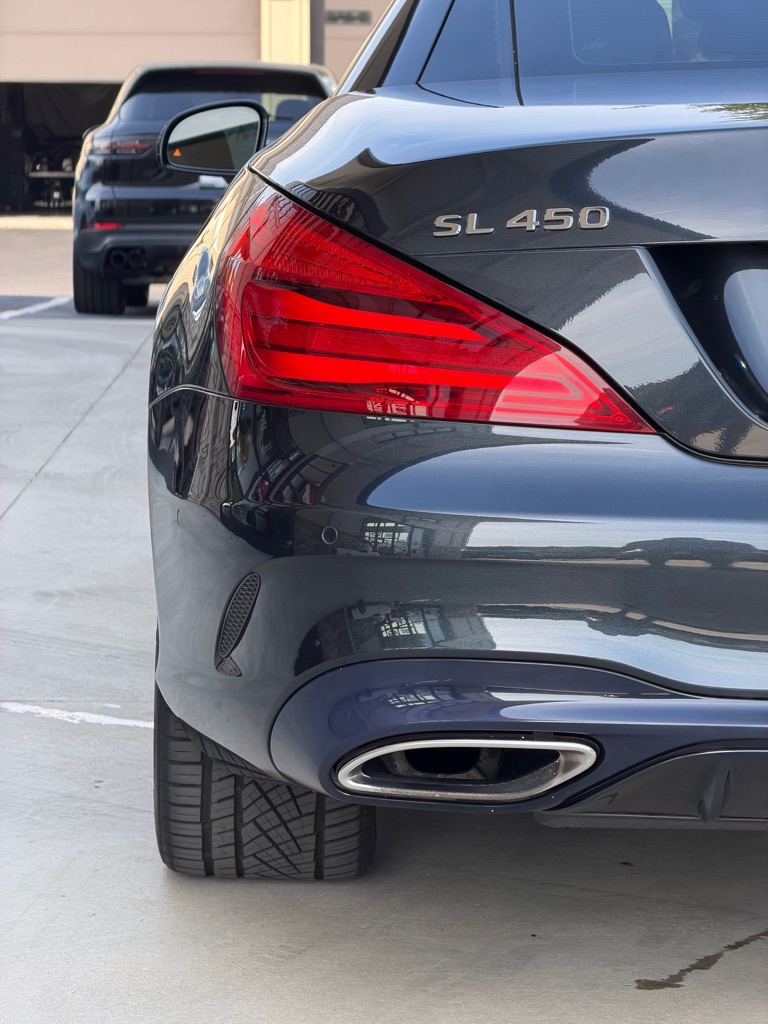 Photo 14 of this MERCEDES-BENZ SL