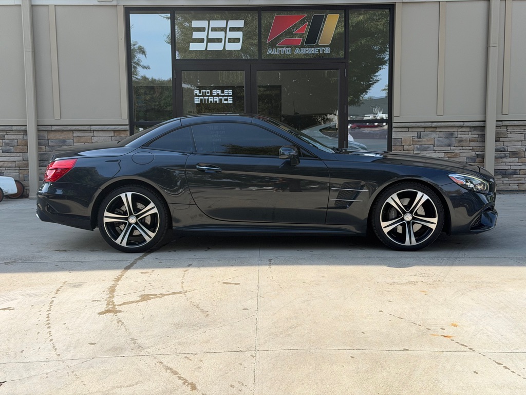 Photo 2 of this MERCEDES-BENZ SL