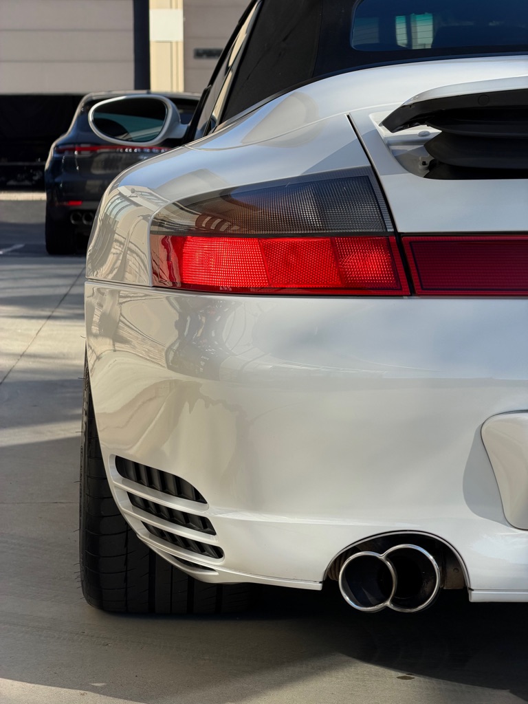 Photo 15 of this PORSCHE 911