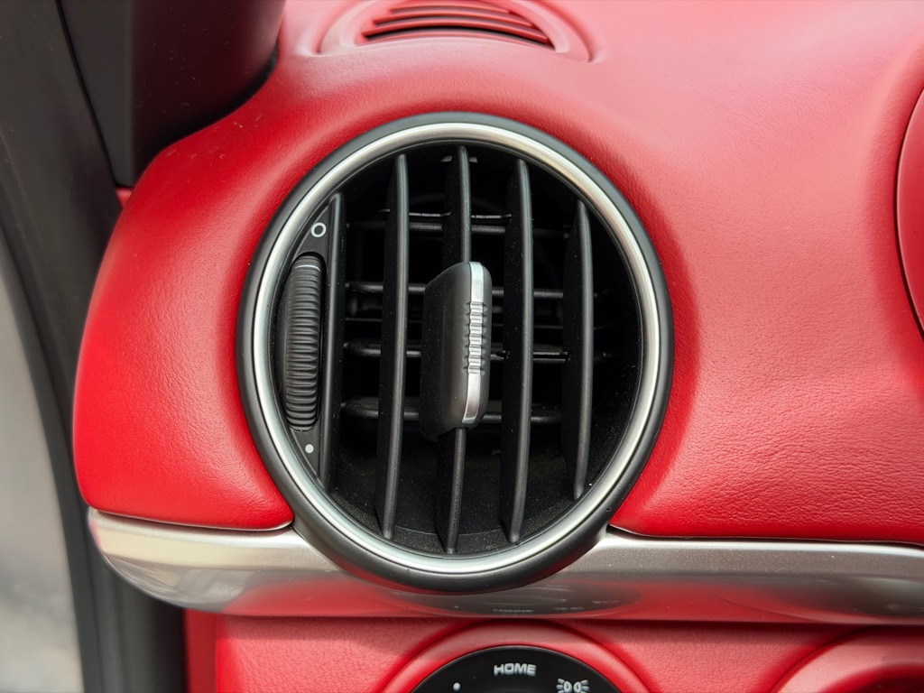 Photo 38 of this PORSCHE BOXSTER  RS60