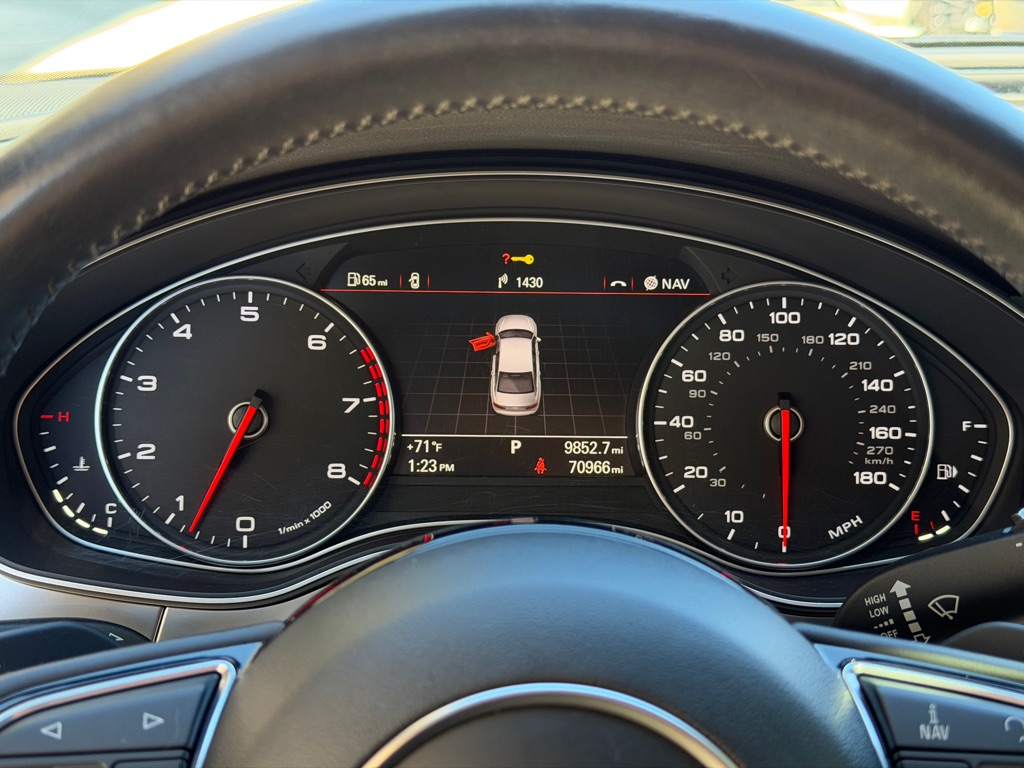Photo 37 of this AUDI A6
