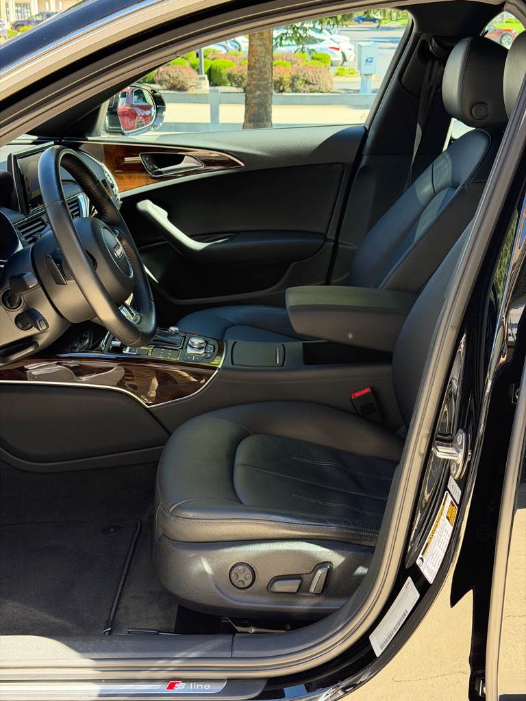 Photo 20 of this AUDI A6