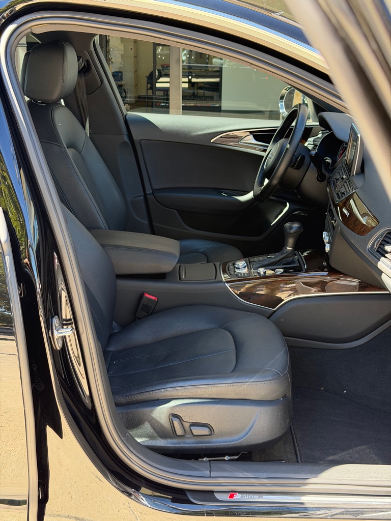 Photo 59 of this AUDI A6