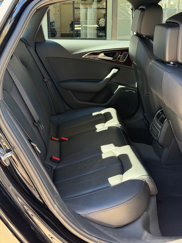 Photo 76 of this AUDI A6