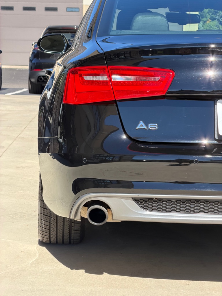 Photo 14 of this AUDI A6