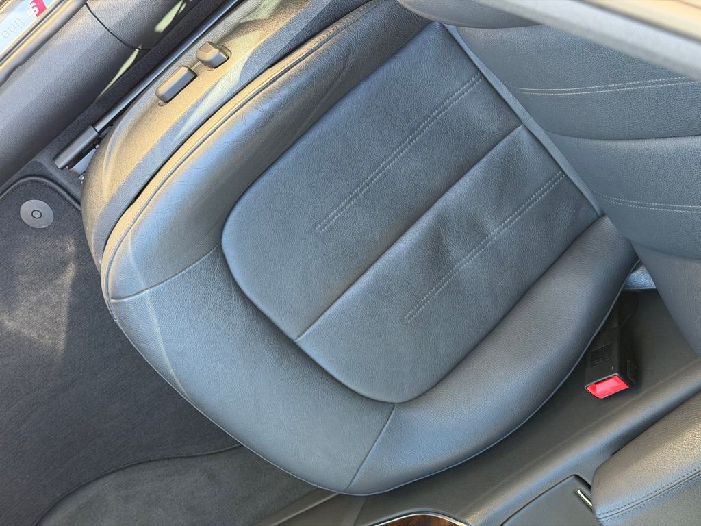 Photo 69 of this AUDI A6