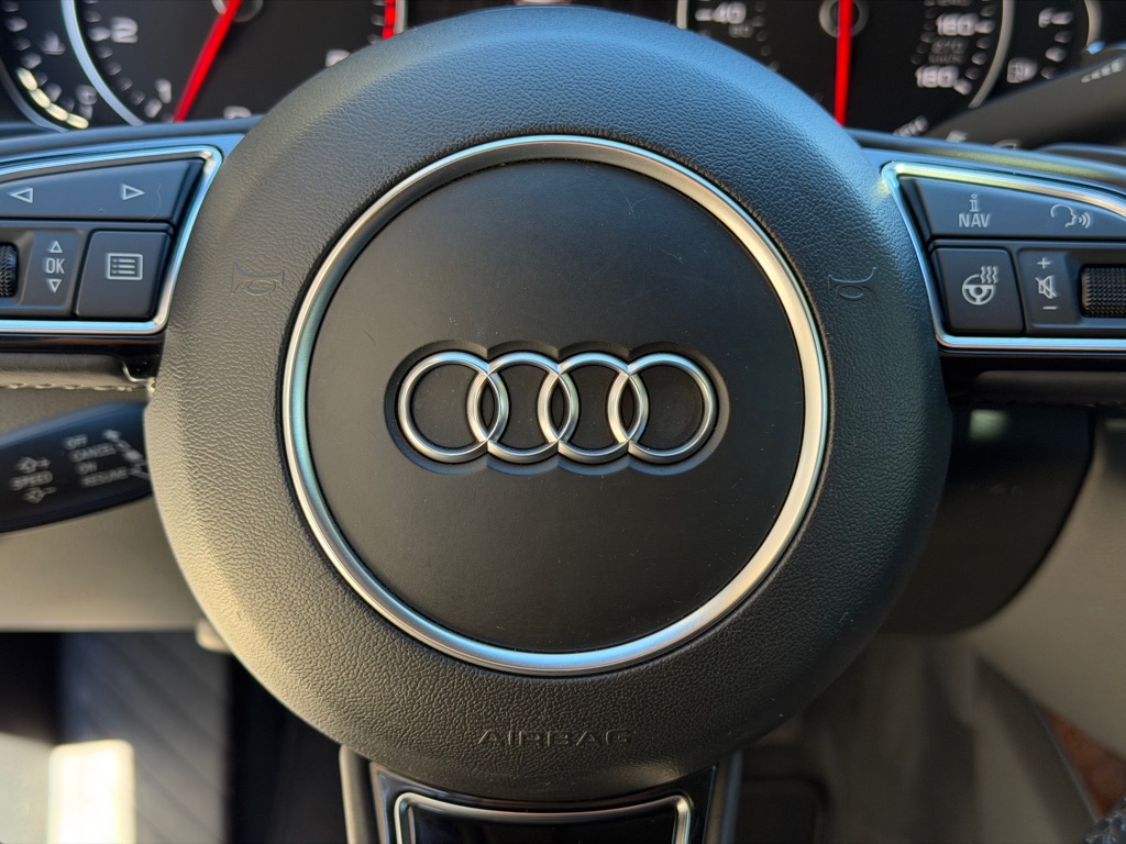 Photo 34 of this AUDI A6