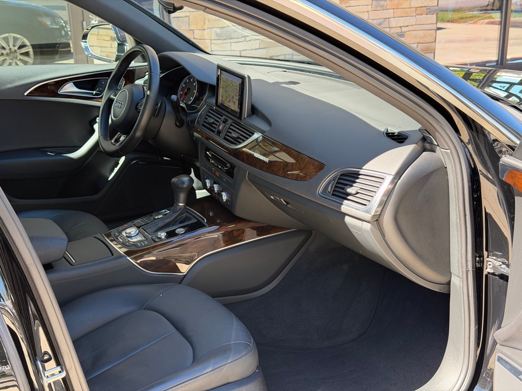 Photo 60 of this AUDI A6