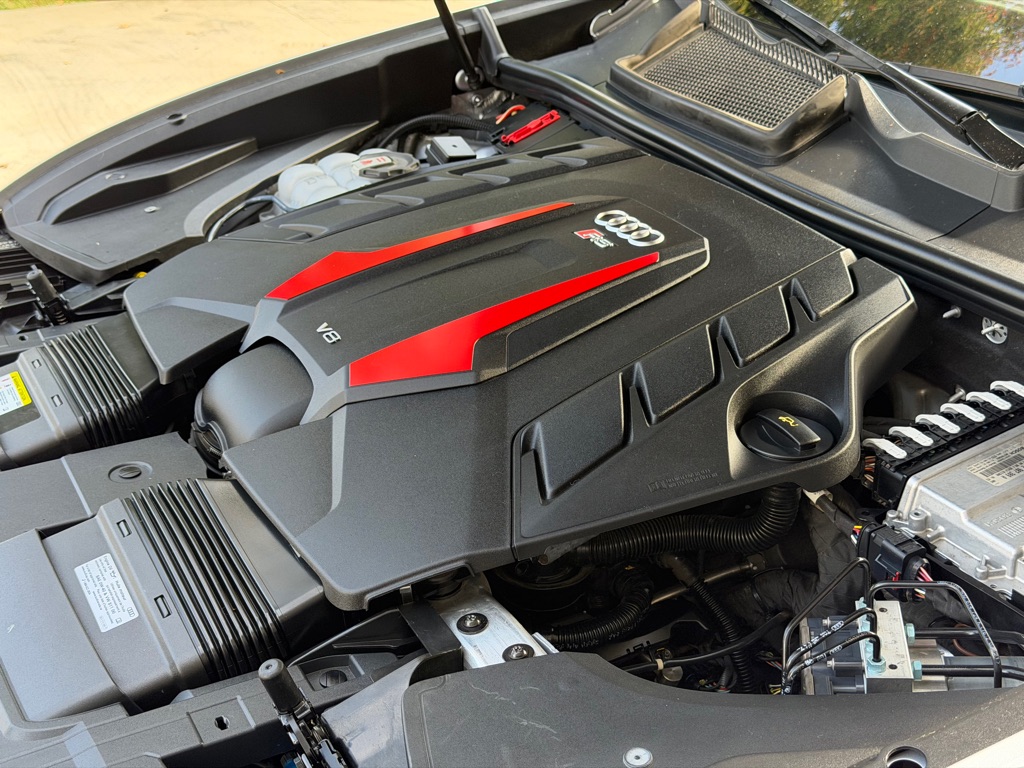 Photo 112 of this AUDI RS Q8