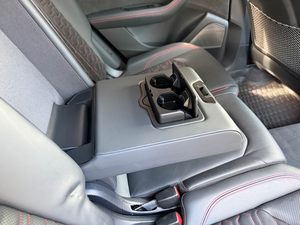 Photo 90 of this AUDI RS Q8