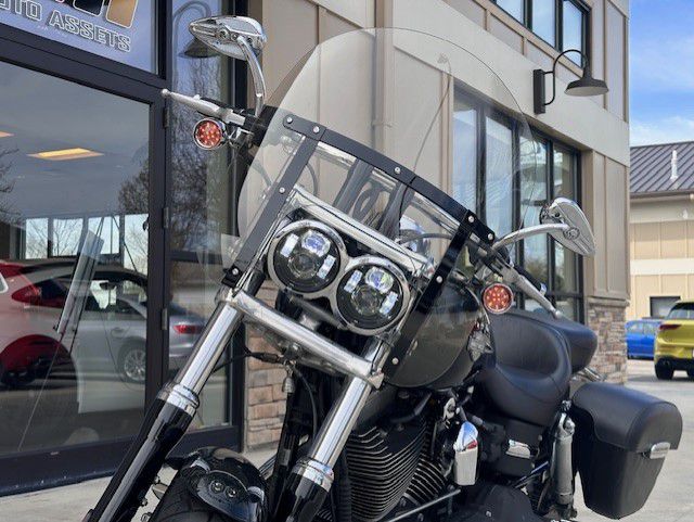 Photo 3 of this HARLEY-DAVIDSON DYNA FAT BOB