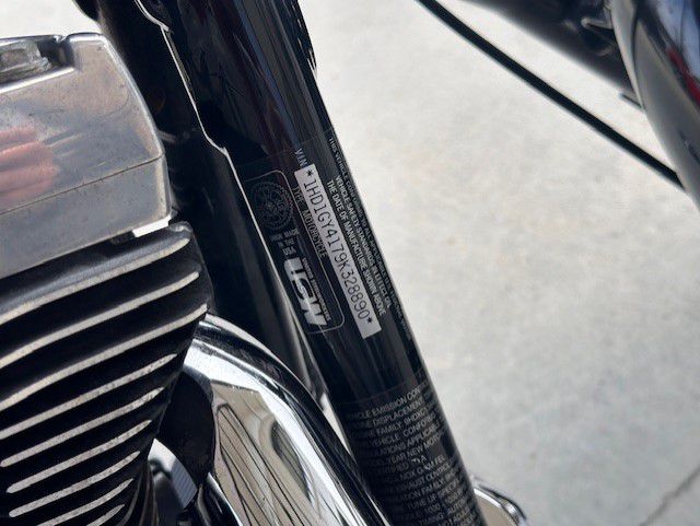 Photo 10 of this HARLEY-DAVIDSON DYNA FAT BOB