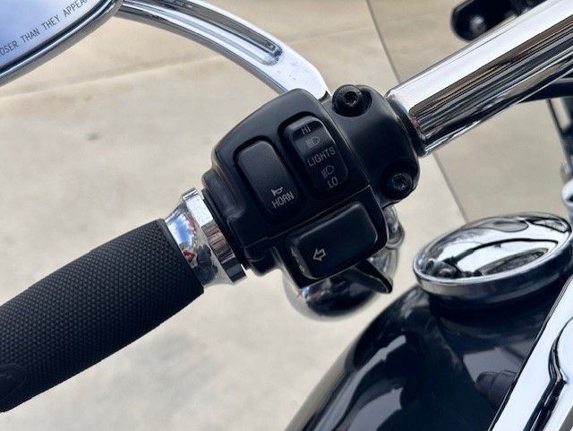 Photo 14 of this HARLEY-DAVIDSON DYNA FAT BOB