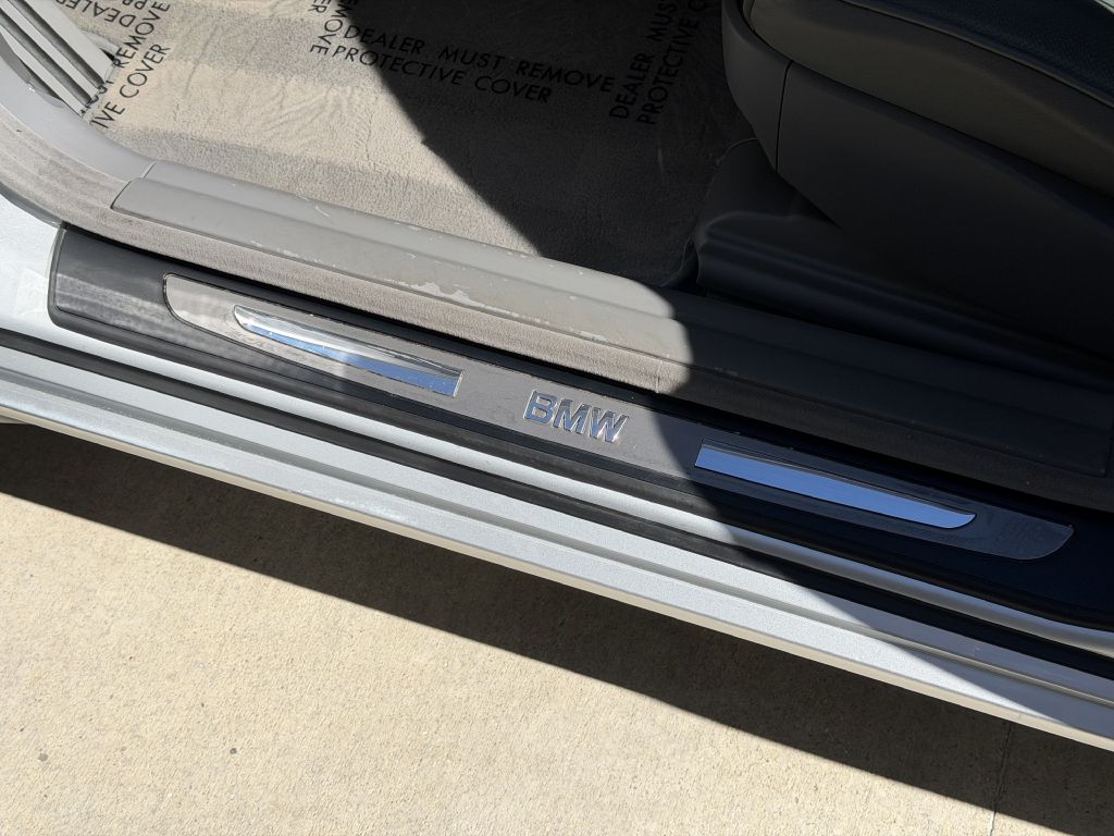 Photo 24 of this BMW 745