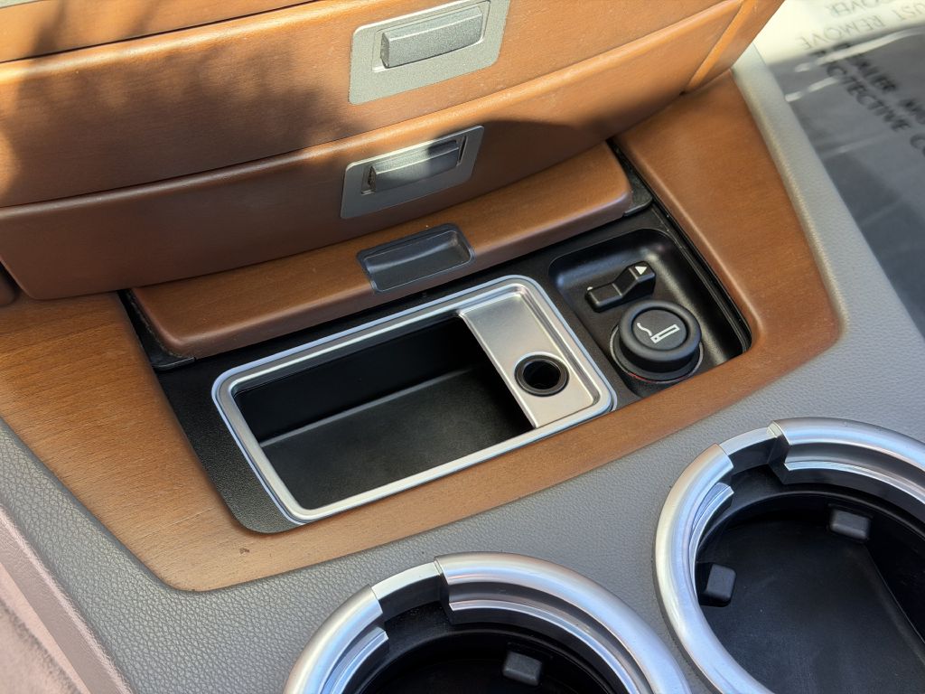 Photo 43 of this BMW 745