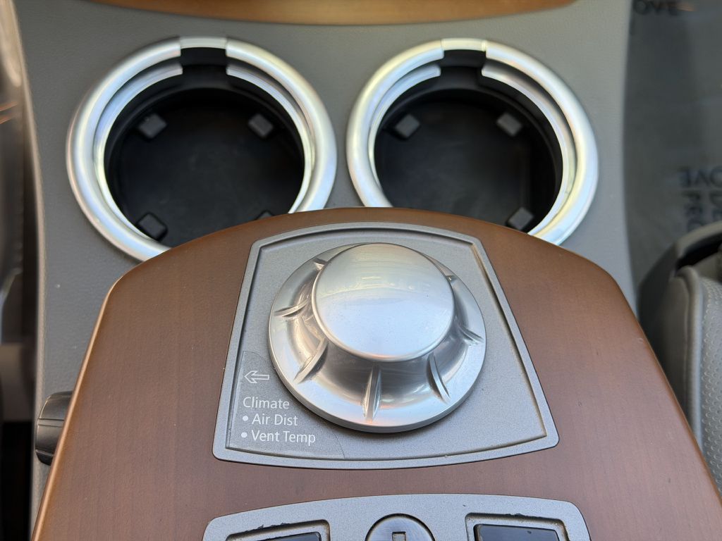Photo 45 of this BMW 745