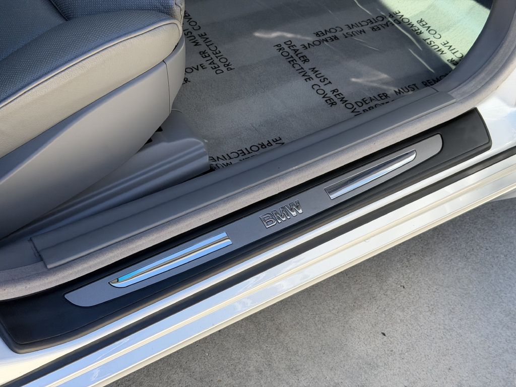Photo 56 of this BMW 745