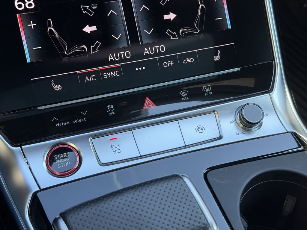 Photo 50 of this AUDI S6