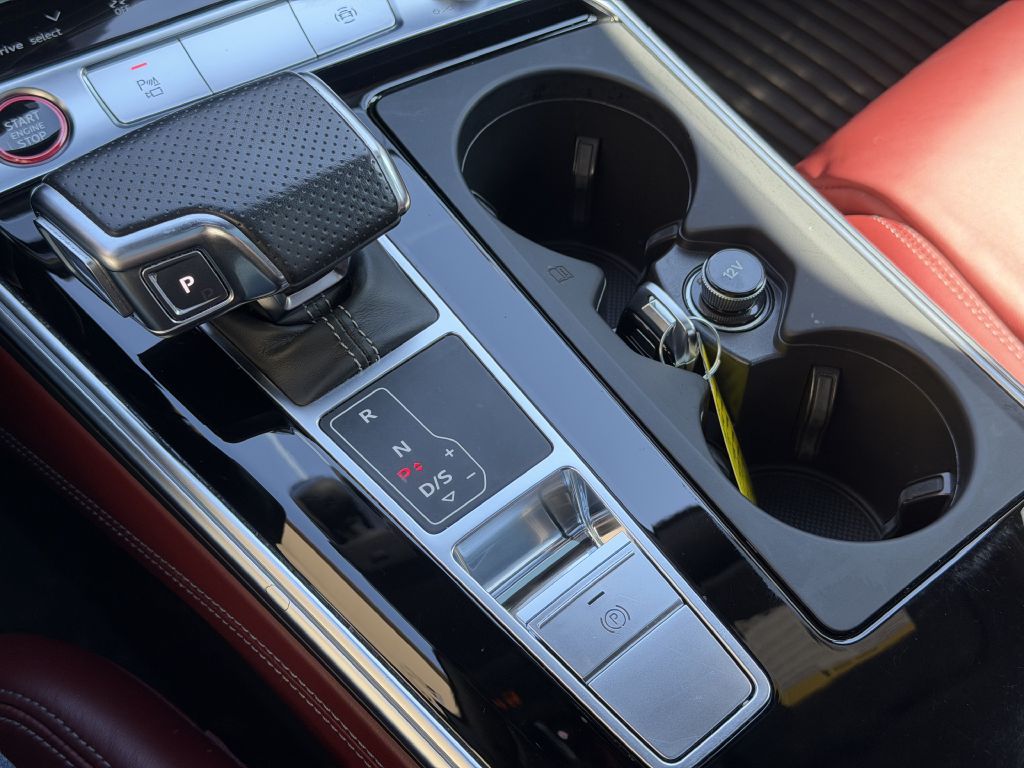 Photo 51 of this AUDI S6