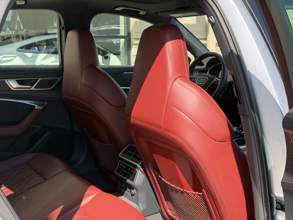 Photo 76 of this AUDI S6