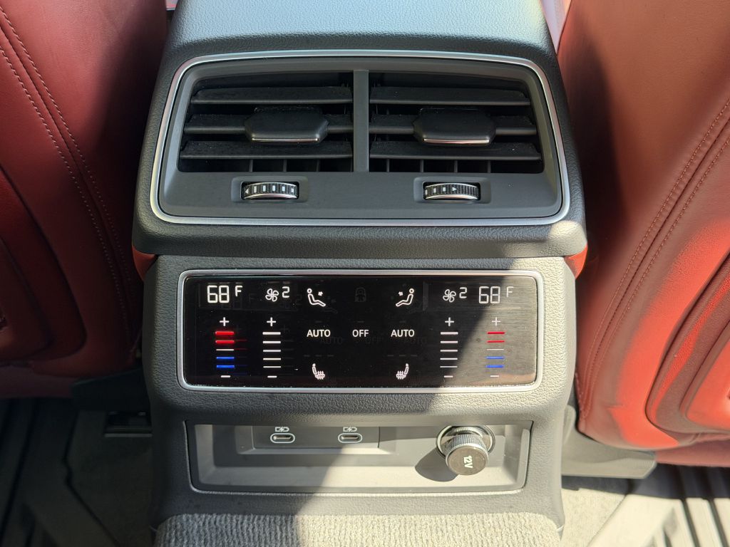 Photo 80 of this AUDI S6