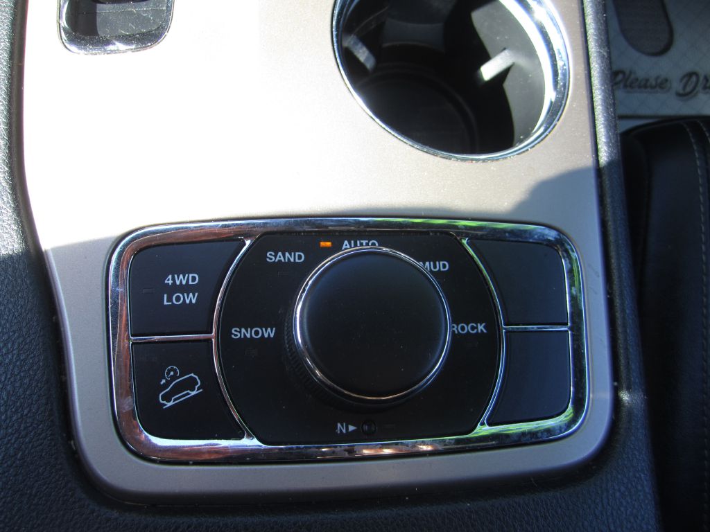 Photo 8 of this JEEP 4X4 GRAND CHEROKEE