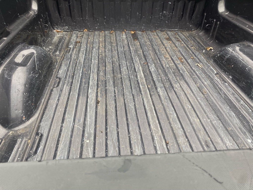 Photo 15 of this CHEVROLET SILVERADO 1500