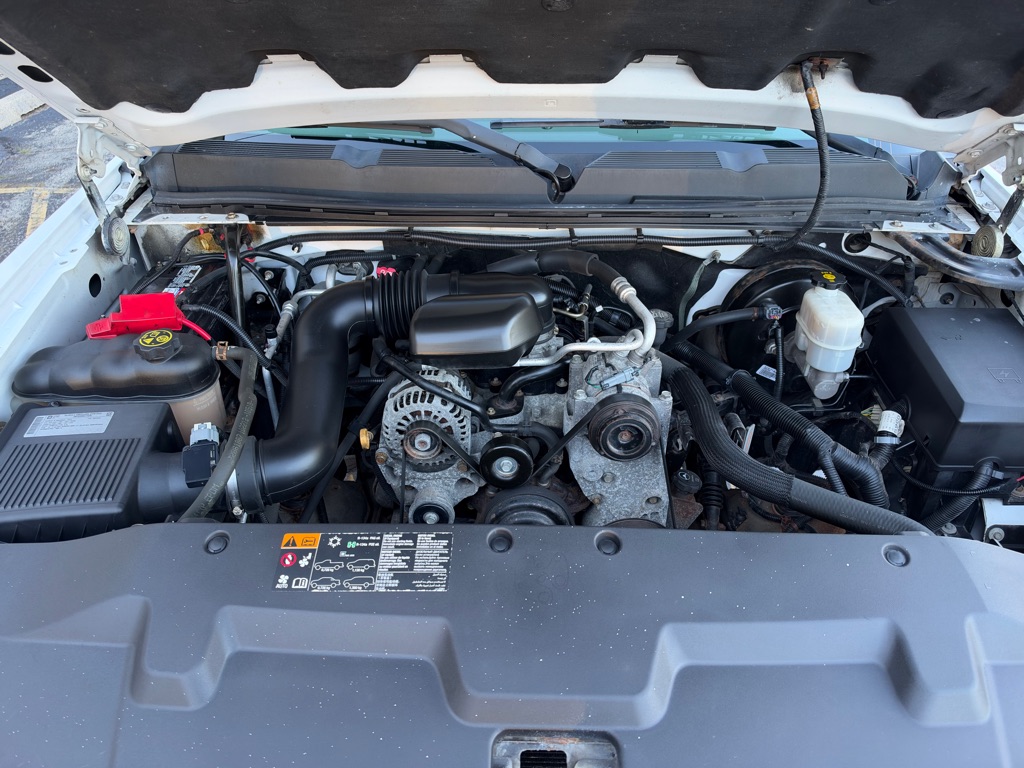 Photo 8 of this CHEVROLET SILVERADO 1500