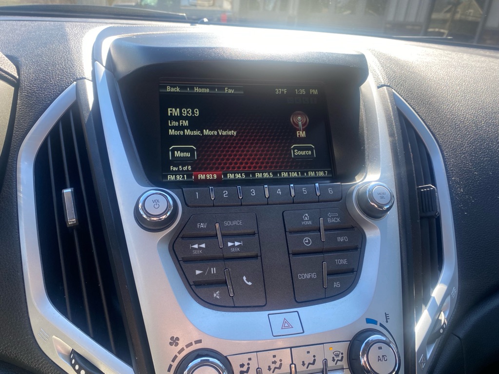 Photo 6 of this GMC TERRAIN