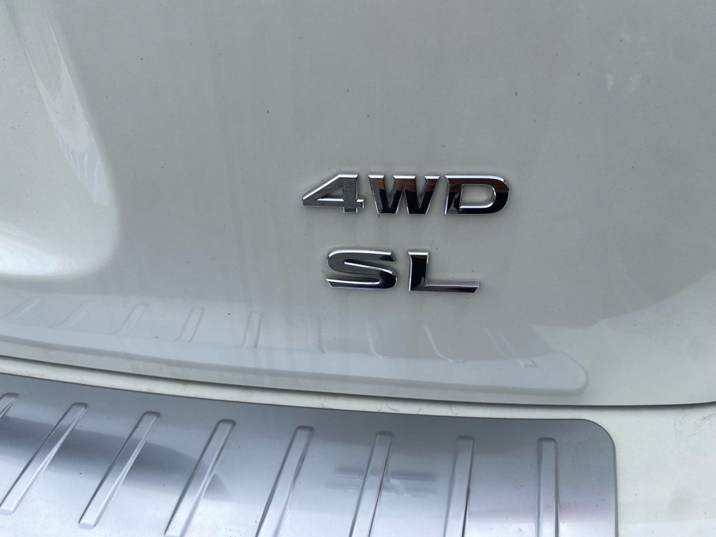Photo 19 of this NISSAN PATHFINDER