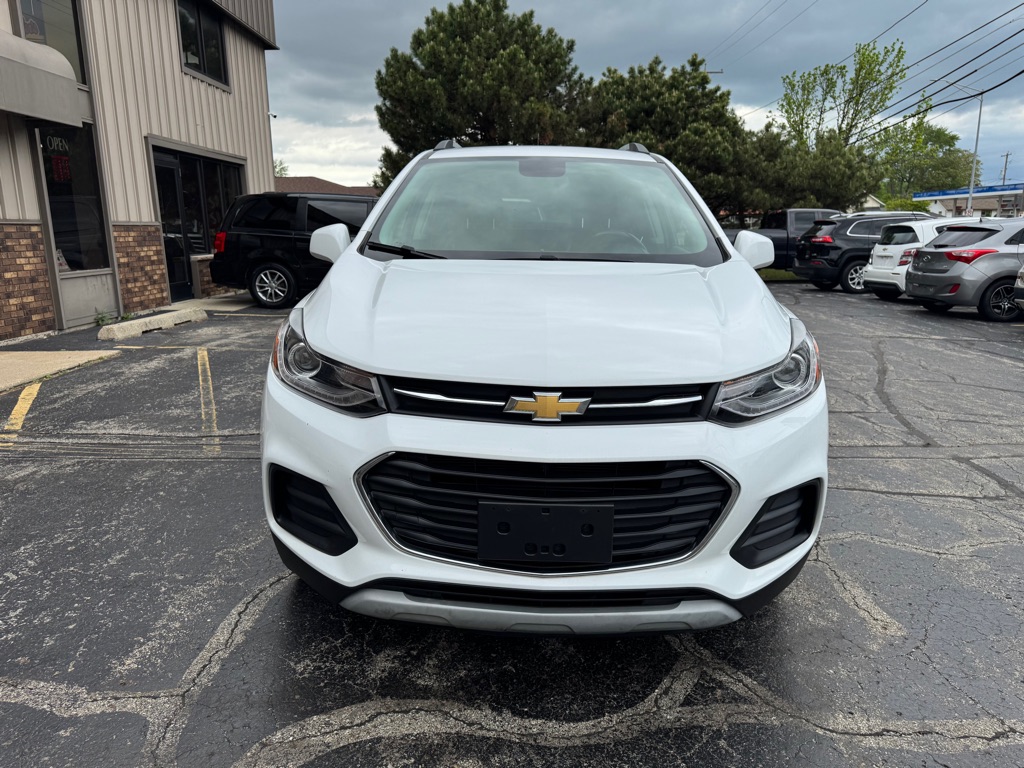 Photo 5 of this CHEVROLET TRAX