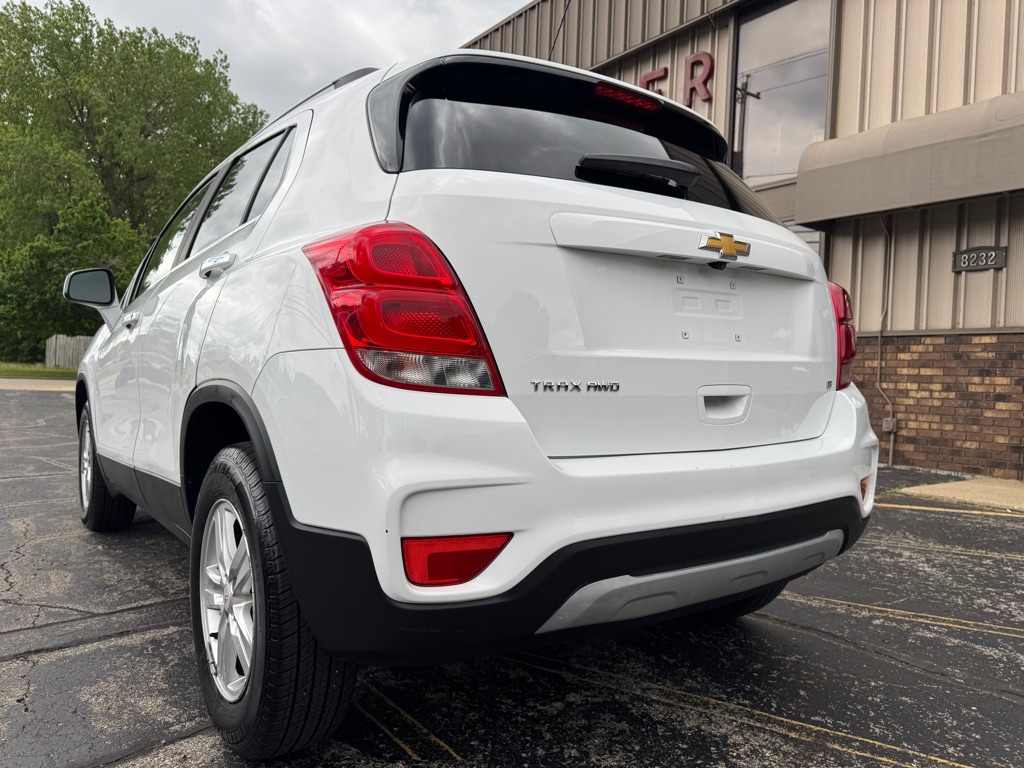 Photo 28 of this CHEVROLET TRAX