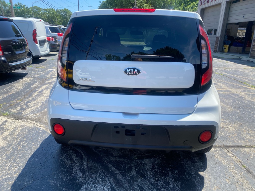 Photo 4 of this KIA SOUL