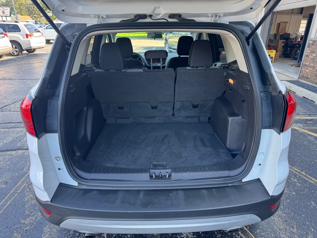 Photo 10 of this FORD ESCAPE