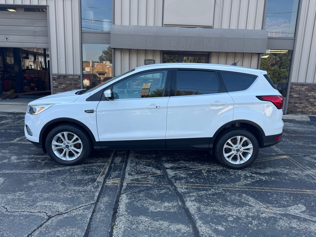 Photo 8 of this FORD ESCAPE