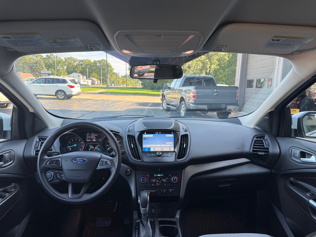 Photo 20 of this FORD ESCAPE