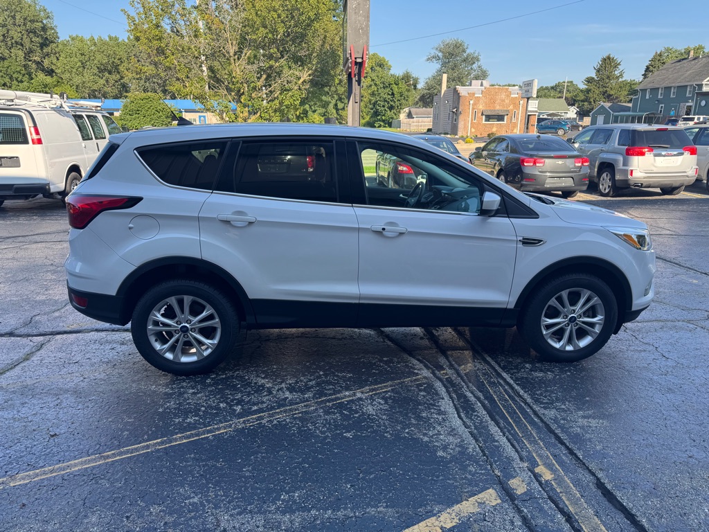 Photo 7 of this FORD ESCAPE