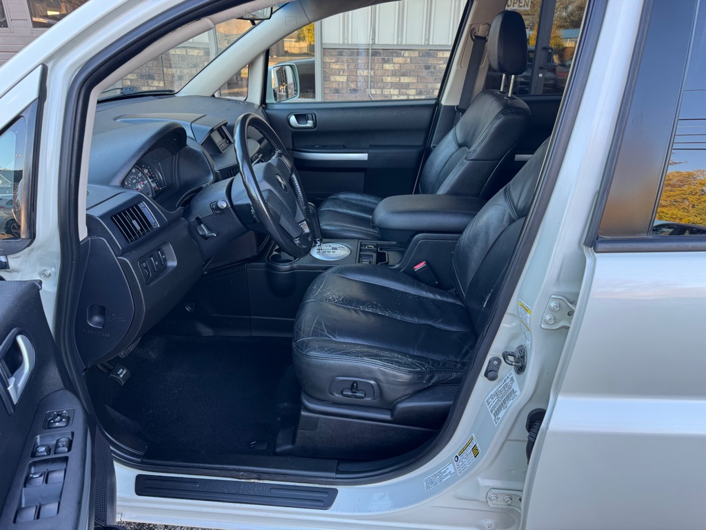 Photo 11 of this MITSUBISHI ENDEAVOR