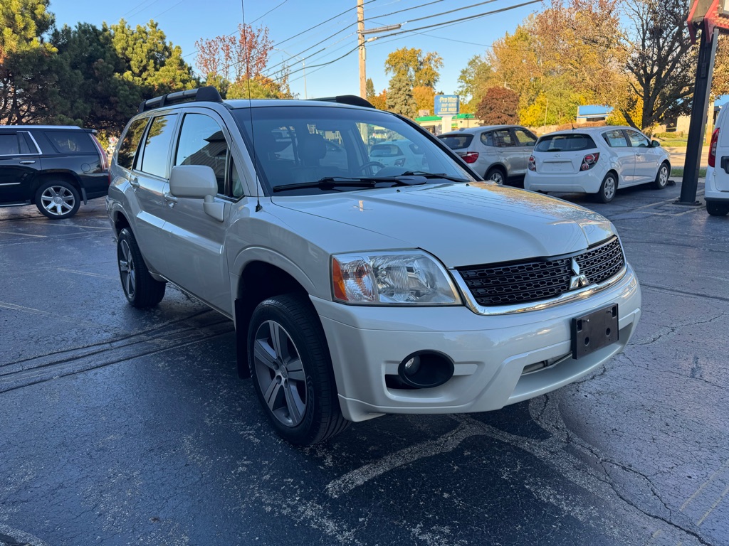 Photo 2 of this MITSUBISHI ENDEAVOR