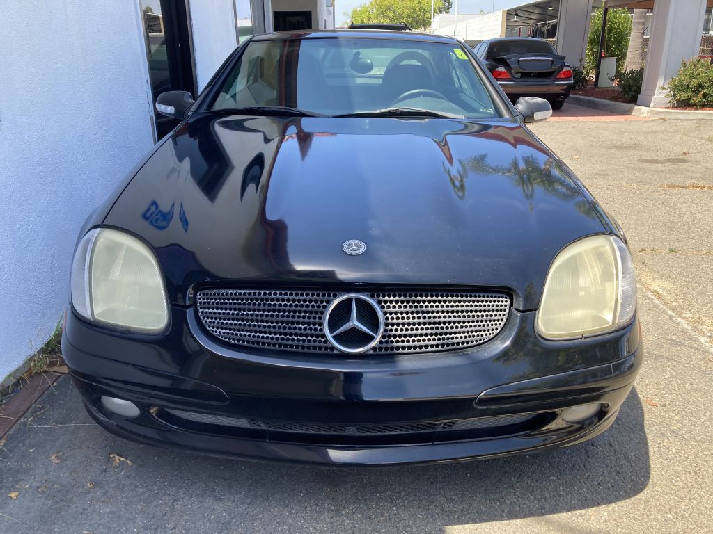 Photo 3 of this MERCEDES-BENZ SLK