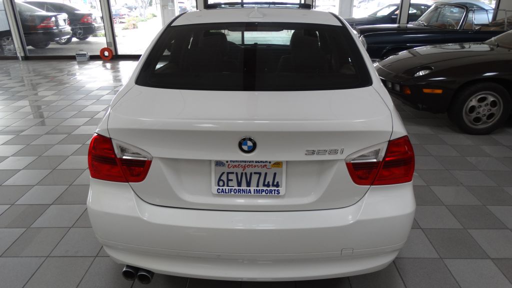Photo 7 of this BMW 328