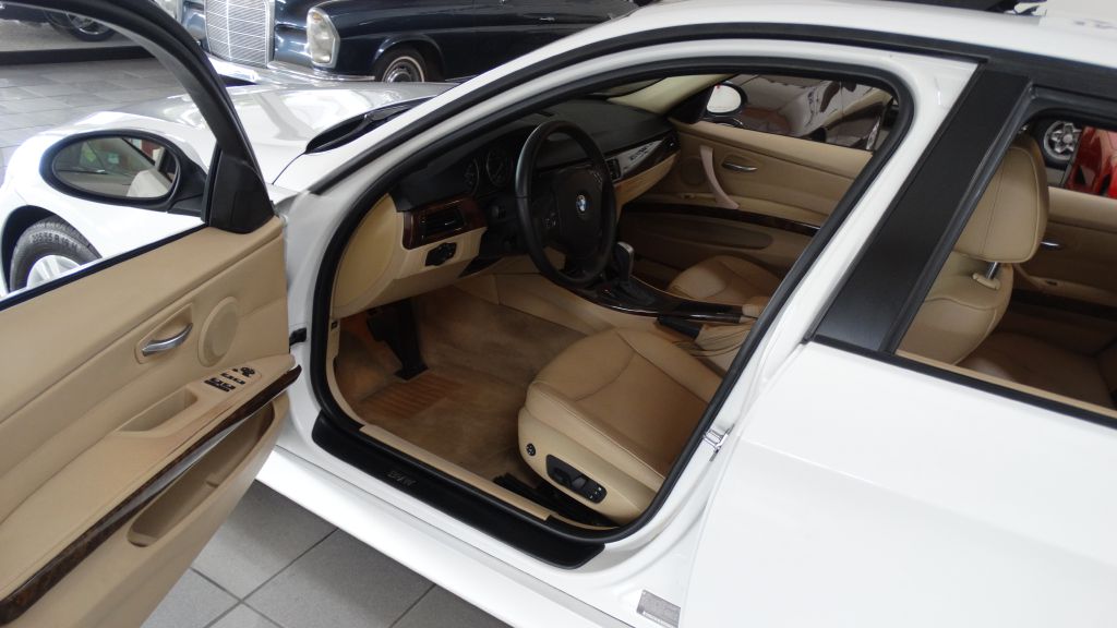 Photo 9 of this BMW 328