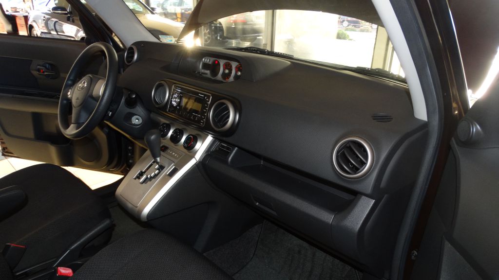 Photo 9 of this SCION XB
