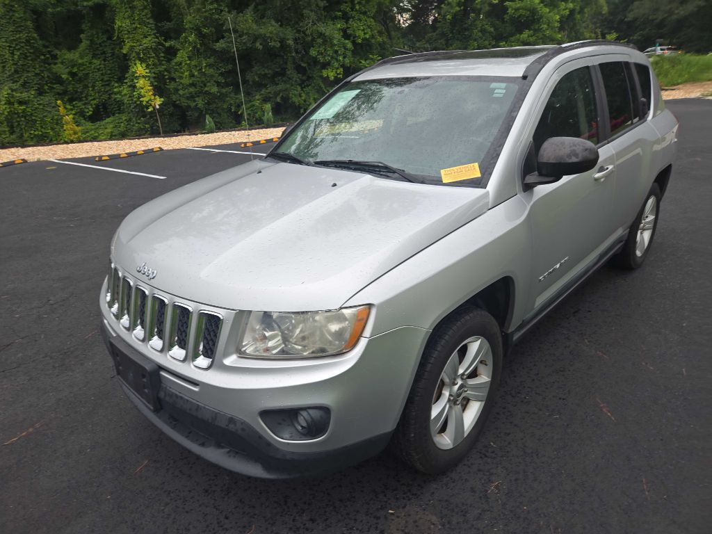 Photo 3 of this JEEP COMPASS