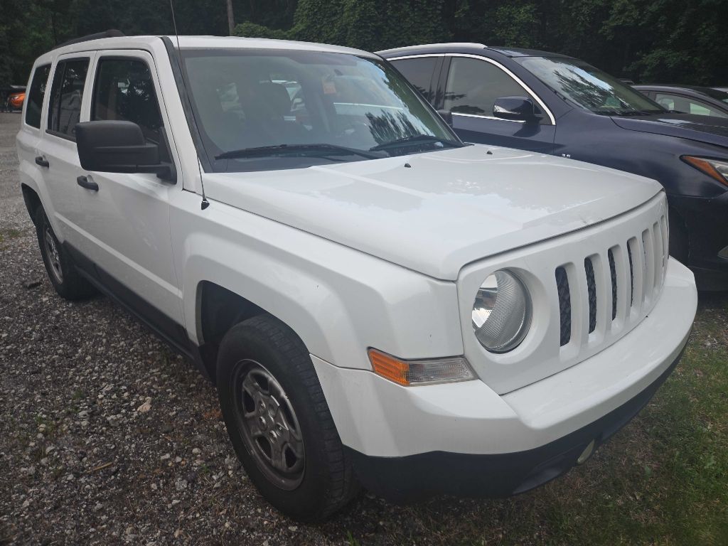 White 2015 Jeep Patriot Sport SUV / Crossover Front-Wheel Drive Continuously Variable Transmission