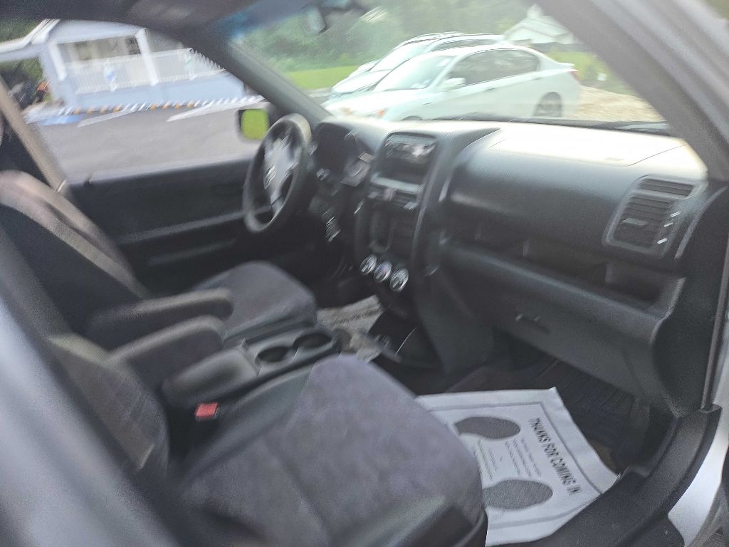 Photo 11 of this HONDA CR-V